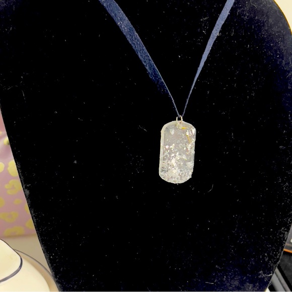 Live Edge Crystal Dog Tag Necklace Handcrafted Epoxy Resin Necklace Silver - Picture 4 of 9